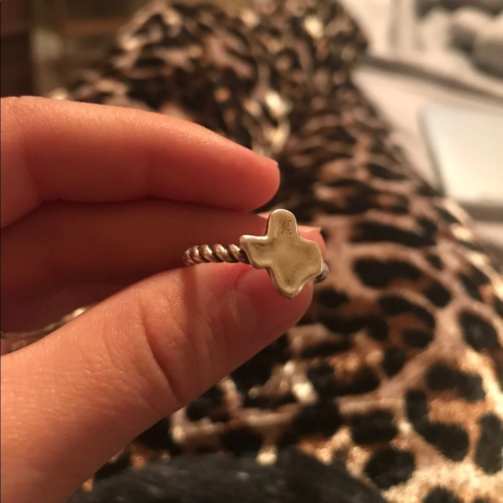 Size 7 James Avery Texas ring